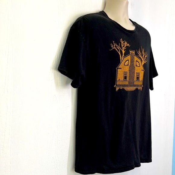 Delta - The Amityville Horror House Graphic Black Short Sleeve T Shirt Size XL - Picture 4 of 11